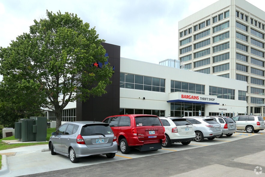 More Photos Of 5350 E 31st St, Tulsa Office For Lease