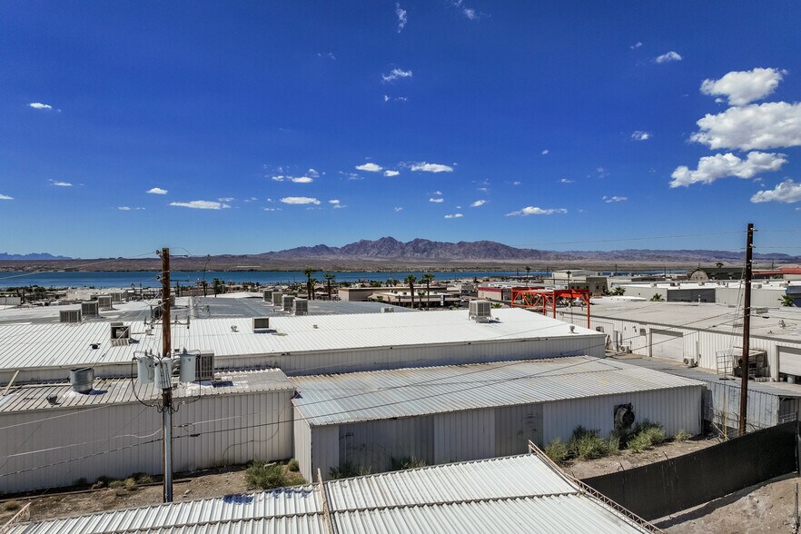 More Photos Of 1851 Commander Dr, Lake Havasu City Freestanding For Lease