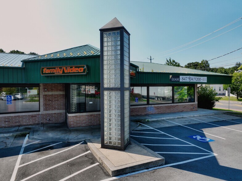 More Photos Of 1 Exchange St, Geneva Freestanding For Lease