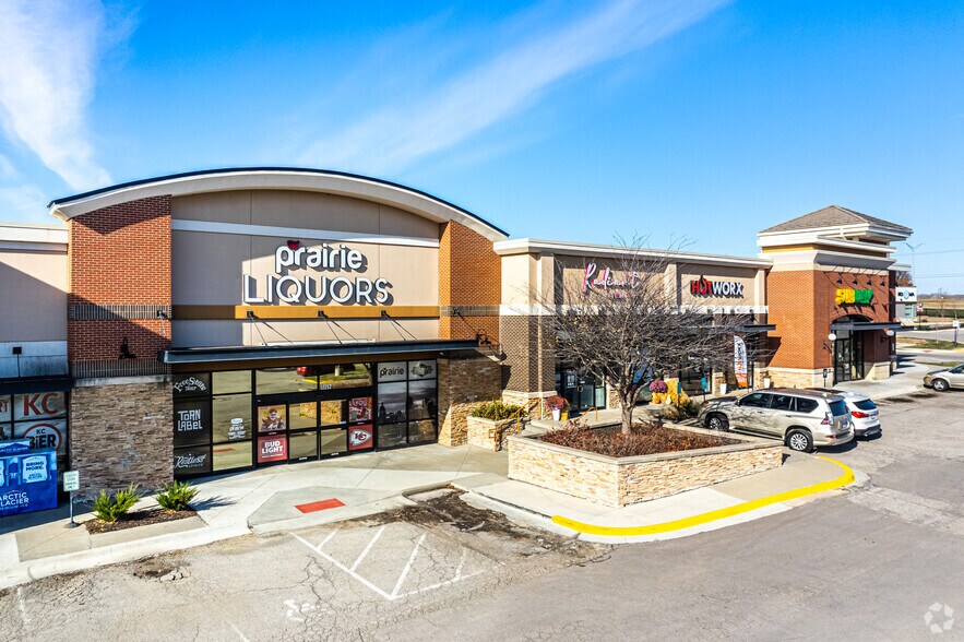 More Photos Of Lone Elm & College Blvd, Olathe Unknown For Lease