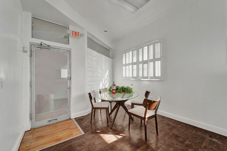 More Photos Of 700-710 71st St, Miami Beach Unknown For Lease