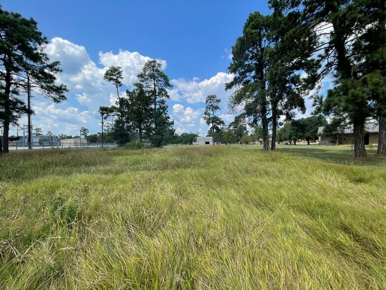 More Photos Of 7927 FM 1960 Rd E, Humble Land For Lease