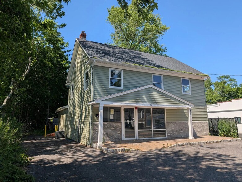 More Photos Of 567 Rt-25a, Rocky Point Freestanding For Lease