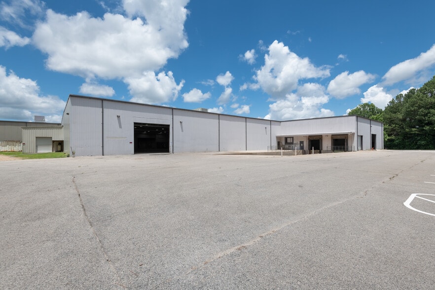 More Photos Of 1157 Battlecreek Rd, Jonesboro Warehouse For Sale