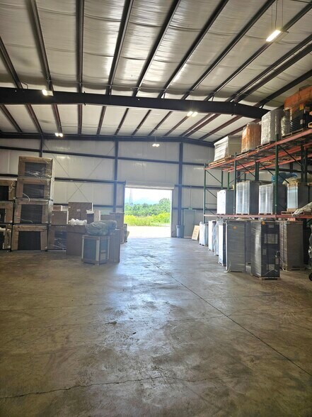 More Photos Of 4405 Northchase Blvd, Montgomery Warehouse For Lease