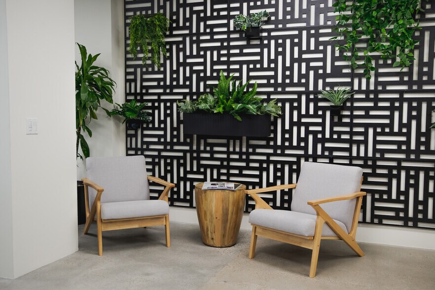 More Photos Of 27200 Tourney Rd, Valencia Office For Lease