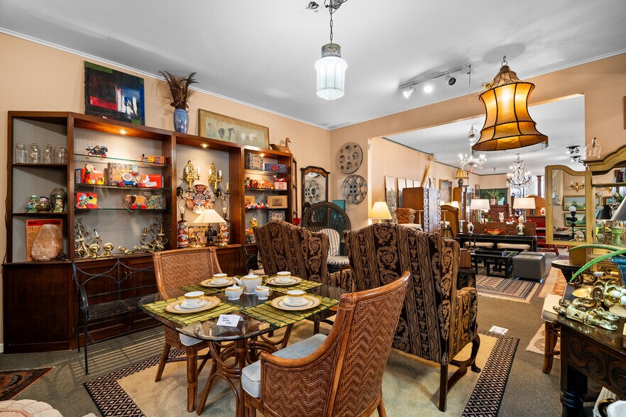 More Photos Of 1537 Hertel Ave, Buffalo Flex For Sale