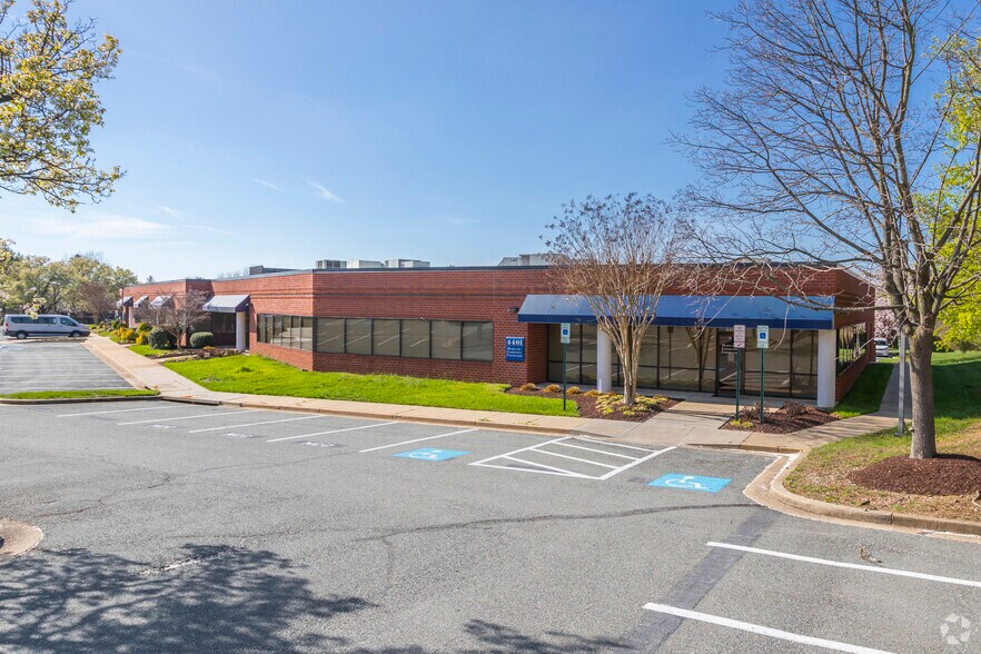 More Photos Of 4401-4445 Nicole Dr, Lanham Office For Lease