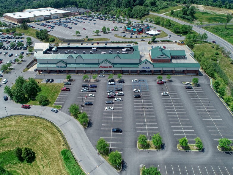 More Photos Of 100 Independent Way, Brewster Village Freestanding For Lease