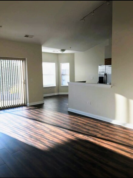 More Photos Of 7250 W 157th St, Orland Park Apartments For Sale