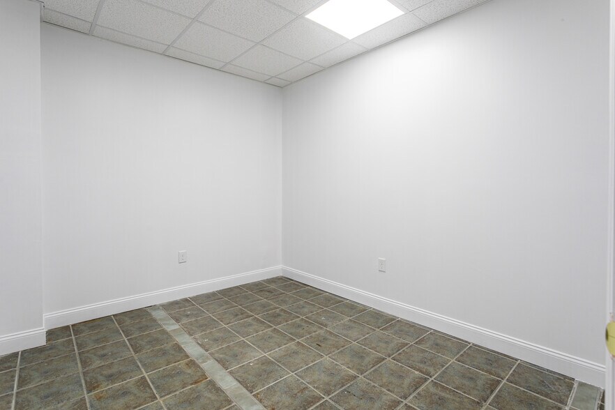 More Photos Of 312 Warren St, Brooklyn Medical For Lease