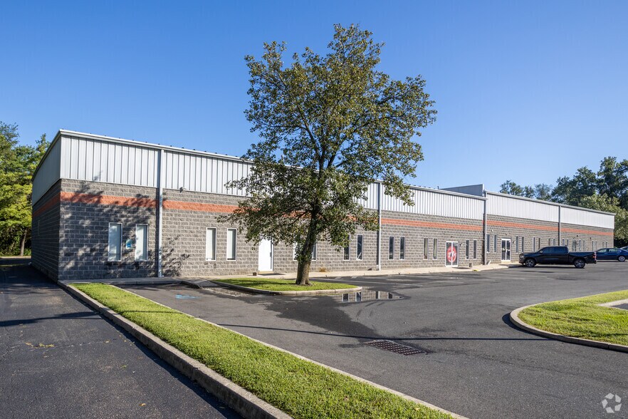 More Photos Of 1703 Industrial Hwy, Cinnaminson Light Manufacturing For Lease