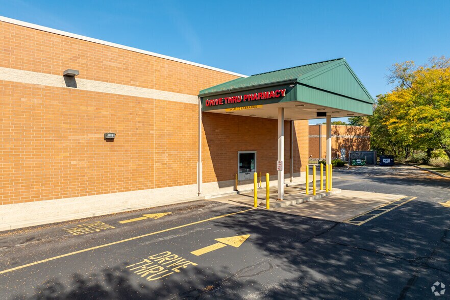 More Photos Of 2845 W Cleveland Rd, South Bend Drugstore For Sale