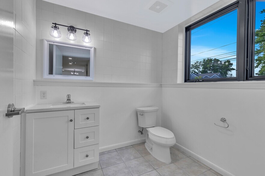 More Photos Of 253 Mantoloking Rd, Brick Apartments For Sale