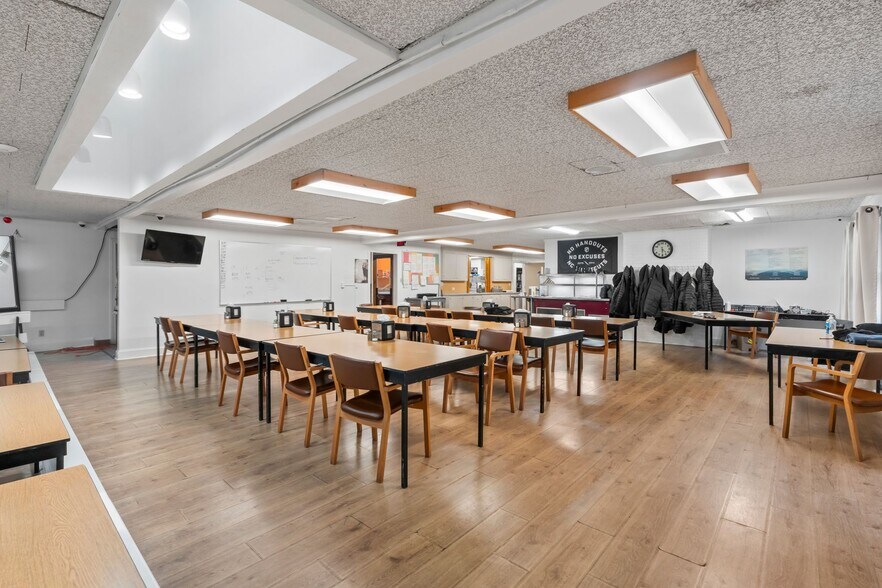 More Photos Of 6692 Valwood Rd, Conover Specialty For Sale