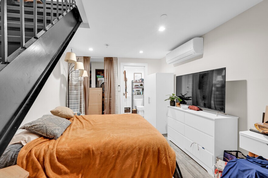 More Photos Of 252 W 132nd St, New York Apartments For Sale