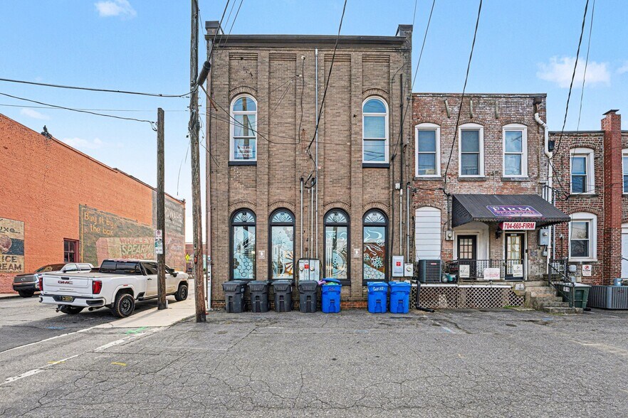 More Photos Of 188 N Main St, Mooresville Storefront Retail Office For Sale