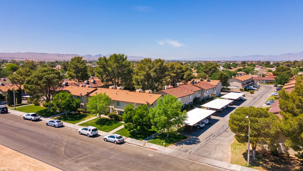 More Photos Of 121 N Gateway Blvd, Ridgecrest Apartments For Sale