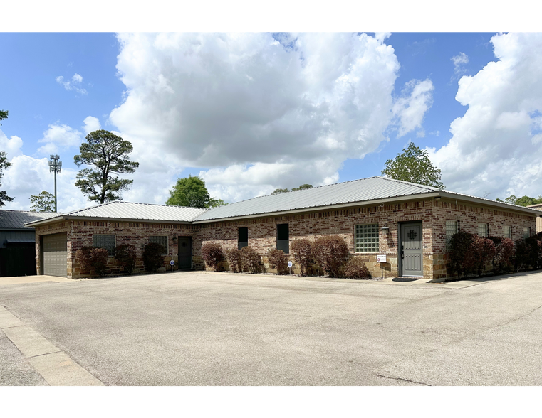 Primary Photo Of 17217 N Eldridge Pky, Tomball Office For Lease