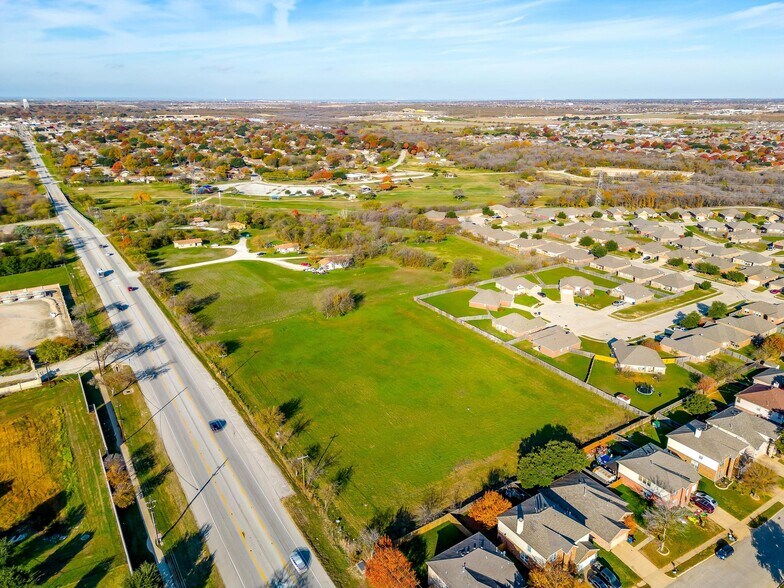 More Photos Of 1101 E Main St, Crowley Land For Sale