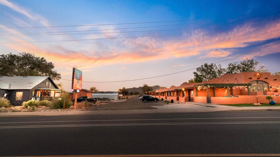 More Photos Of 475 W Main St, Escalante Hotel For Sale
