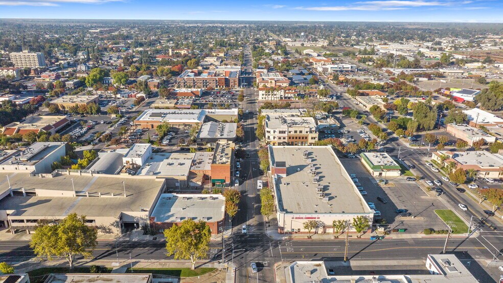 More Photos Of 125 S Bridge St, Visalia Office For Sale