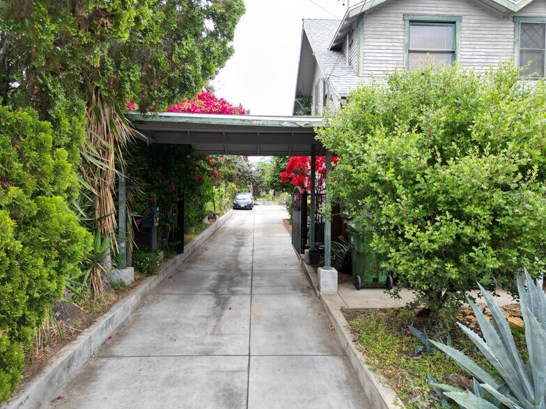 More Photos Of 5237 Lexington Ave, Los Angeles Apartments For Sale