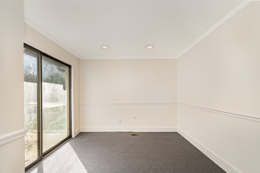 More Photos Of 2597 Whites Creek Pike, Nashville Religious Facility For Sale