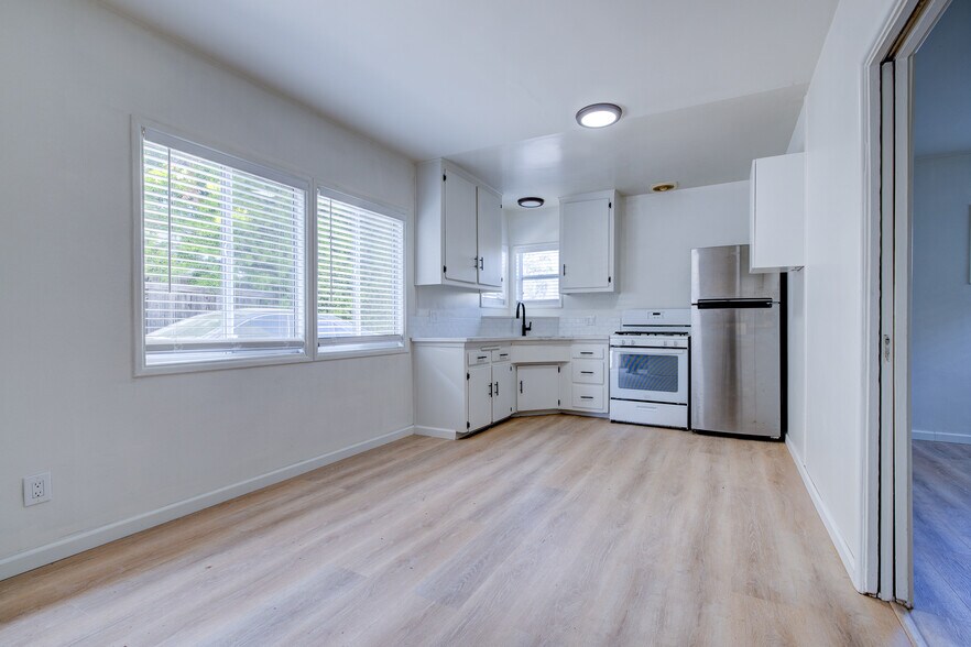 More Photos Of 3731 Glendon Ave, Los Angeles Apartments For Sale