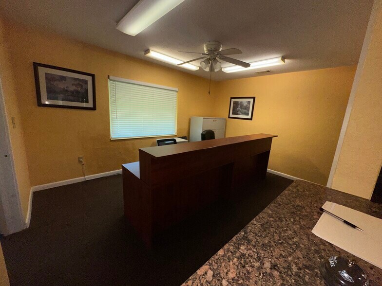 More Photos Of 3333 49th St N, Saint Petersburg Office For Sale