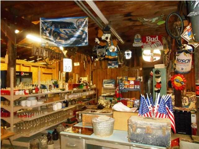 More Photos Of 14860 Moffett Rd, Wilmer Convenience Store For Sale