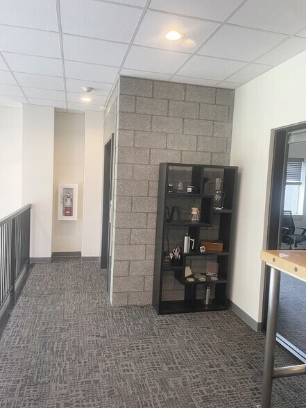 More Photos Of 850 Hawthorne Ave, Ponderay Manufacturing For Lease