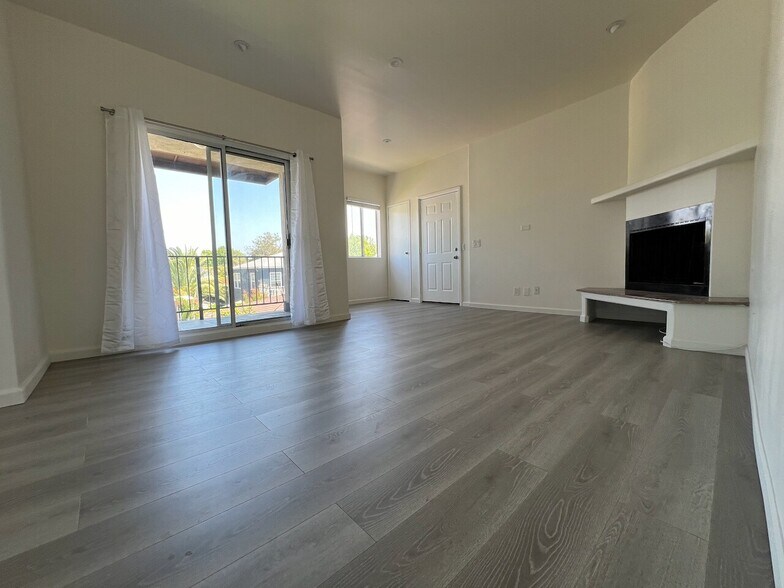 More Photos Of 1837 18th St, Santa Monica Apartments For Sale