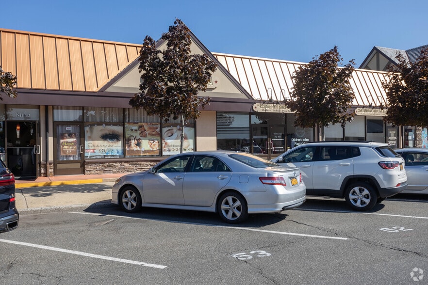 More Photos Of 278 Sunrise Hwy, Rockville Centre Storefront For Lease