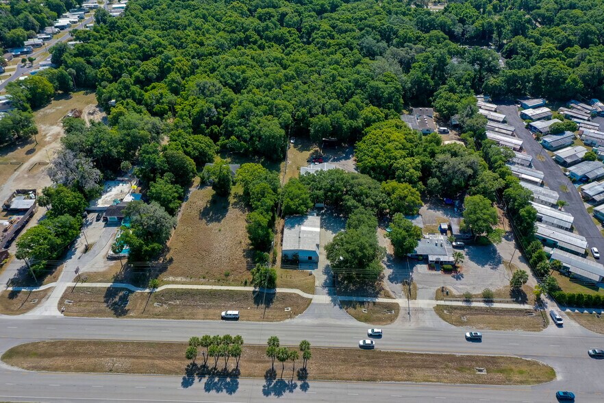 More Photos Of 2250 N Volusia Ave, Orange City Specialty For Lease