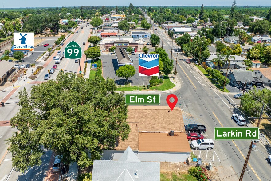 More Photos Of 9793 Live Oak Blvd, Live Oak Storefront Retail Office For Sale