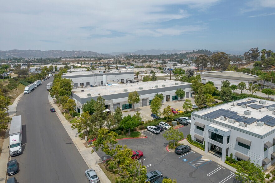 More Photos Of 510 Corporate Dr, Escondido Warehouse For Lease