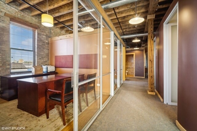 More Photos Of 1348 W Concord Pl, Chicago Office For Lease