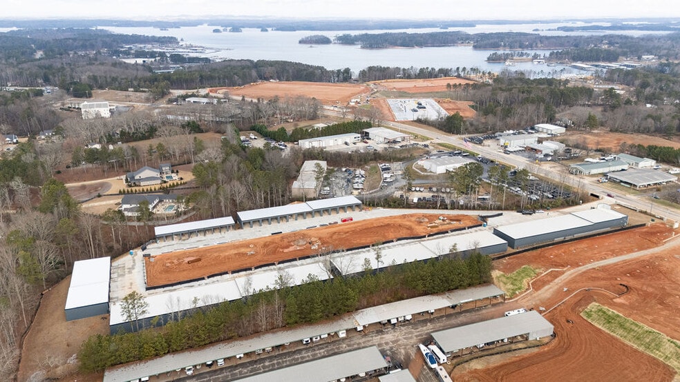 More Photos Of 6034 Lanier Islands Pky, Buford Self Storage For Sale