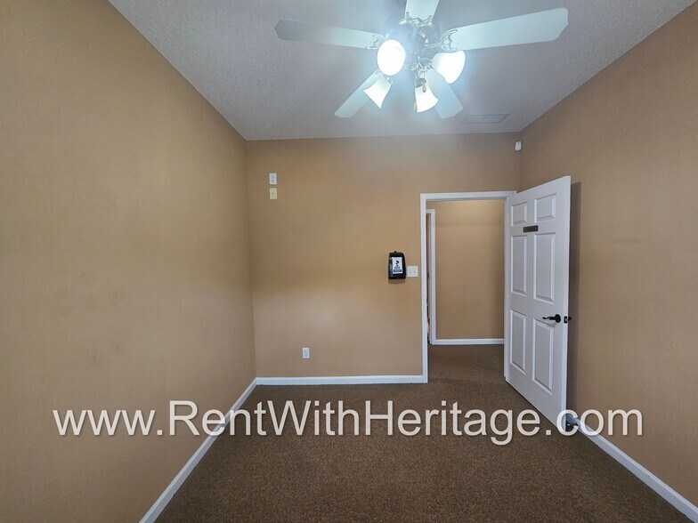 More Photos Of 8301-8337 Office Park Dr, Douglasville Office For Lease