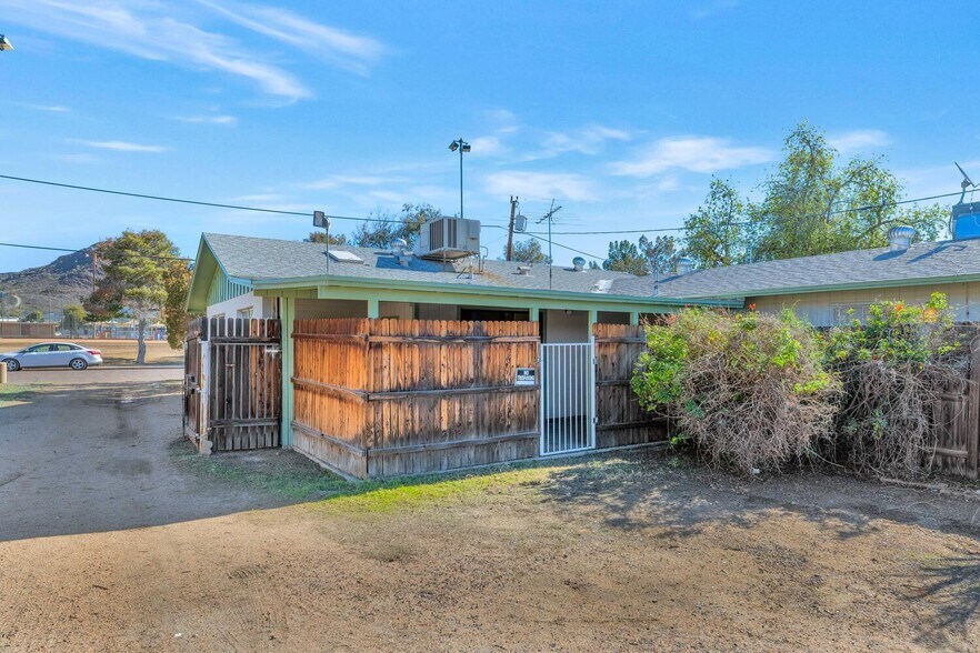 More Photos Of 8916 N 11th St, Phoenix Apartments For Sale