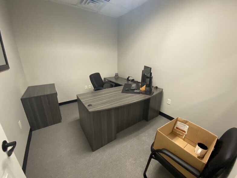 More Photos Of 5308-5310 N Tarrant Pky, Fort Worth Medical For Lease