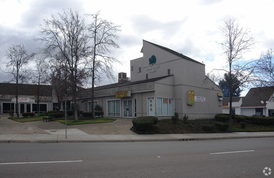 More Photos Of 9323-9379 Mira Mesa Blvd, San Diego General Retail For Lease