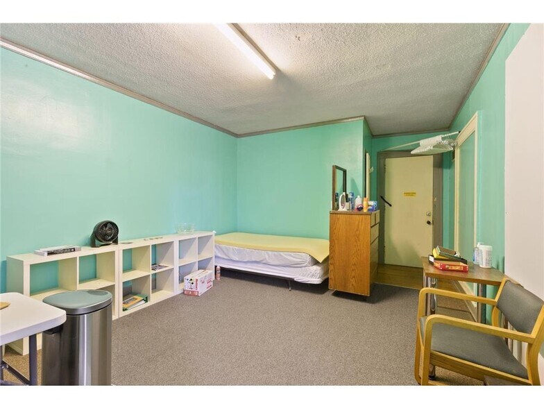 More Photos Of 2110 1st Ave S, Minneapolis Apartments For Sale