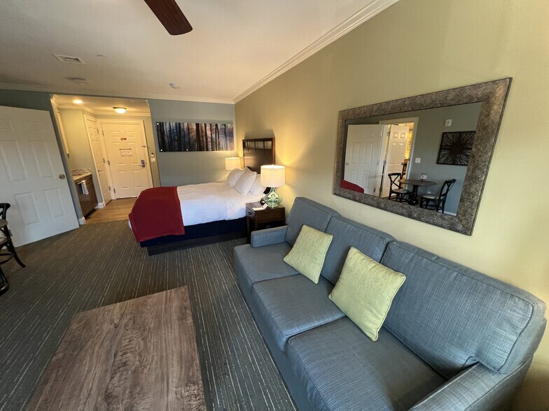 More Photos Of 22 Mountain dr, Lincoln Multifamily For Sale