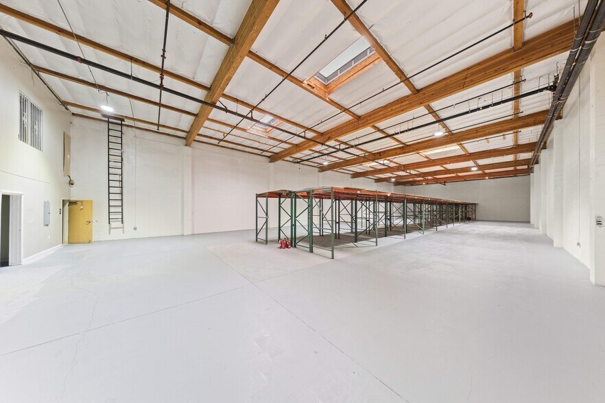 More Photos Of 2318 Edwards Ave, South El Monte Warehouse For Sale