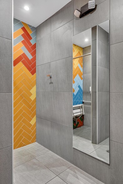 More Photos Of 682 Paul Huff Pky NW, Cleveland Storefront For Lease