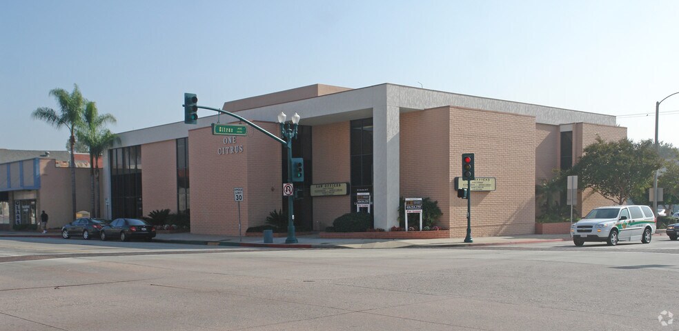 More Photos Of 100 S Citrus Ave, Covina Office For Sale