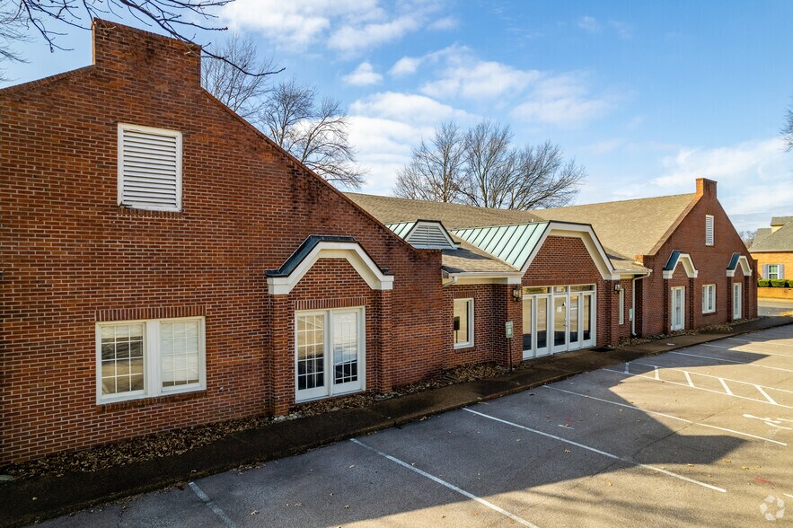 More Photos Of 6605 Stage Rd, Memphis Medical For Lease