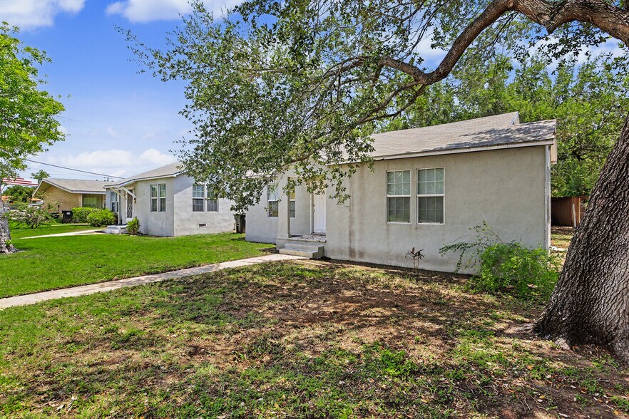 More Photos Of 800 S Texas Blvd, Weslaco Apartments For Sale